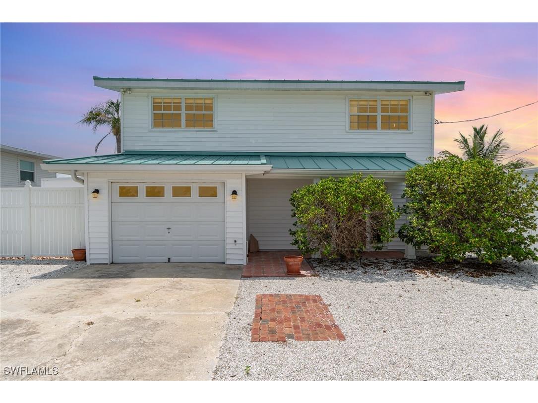 2472 York Road Saint James City FL 33956 225051804 image1