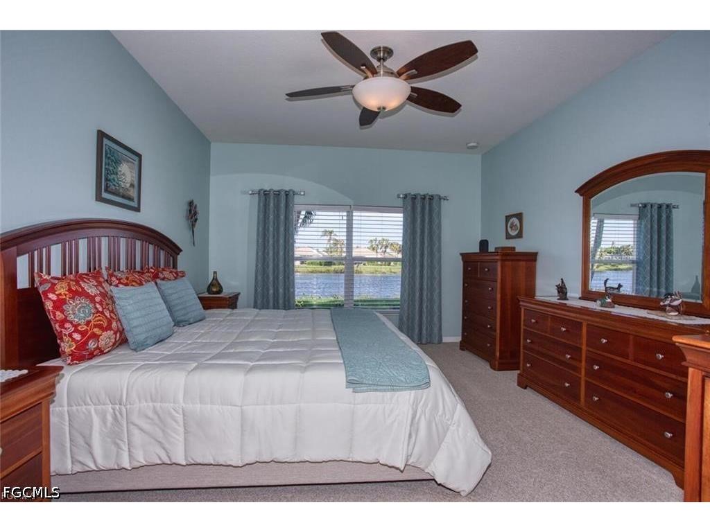2474 Blackburn Circle Cape Coral FL 33991 2026021047 image13