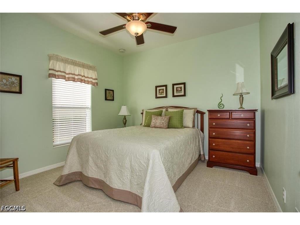 2474 Blackburn Circle Cape Coral FL 33991 2026021047 image16