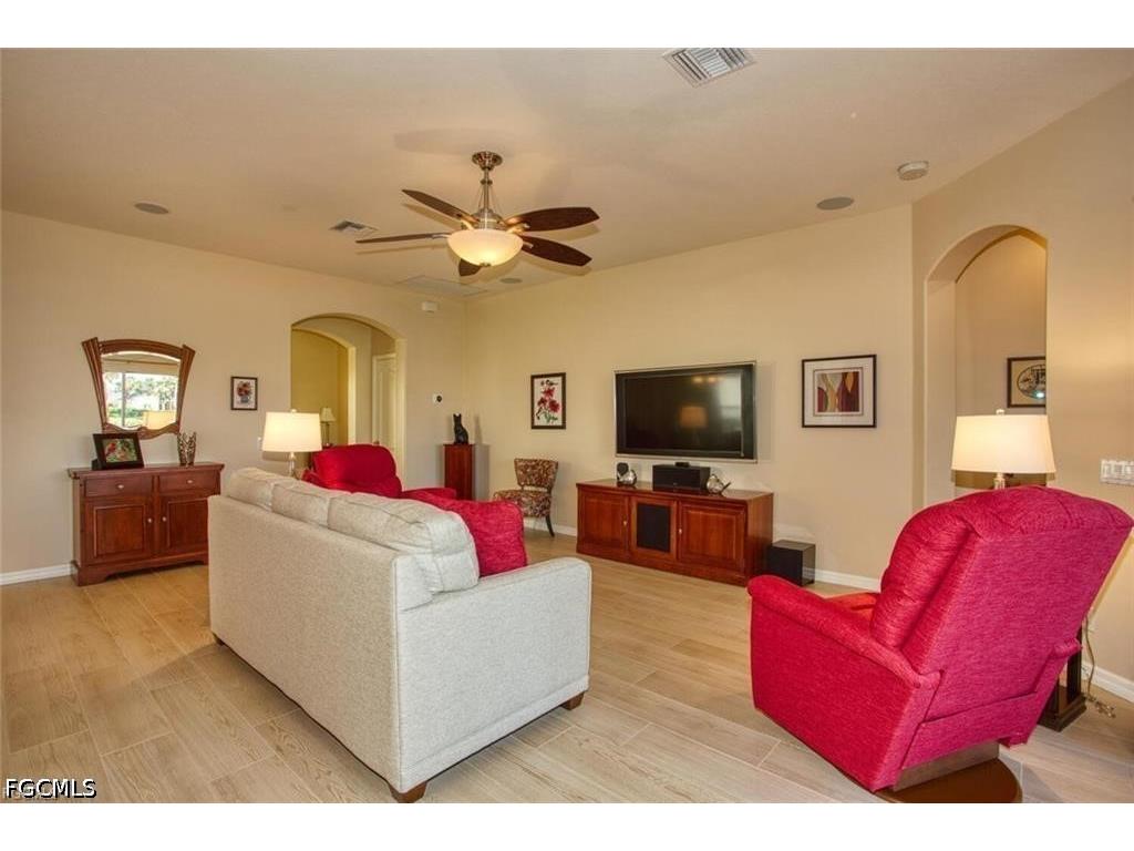 2474 Blackburn Circle Cape Coral FL 33991 2026021047 image9