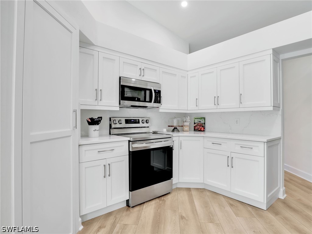 2474 Outrigger Lane Naples FL 34104 226015847 image13