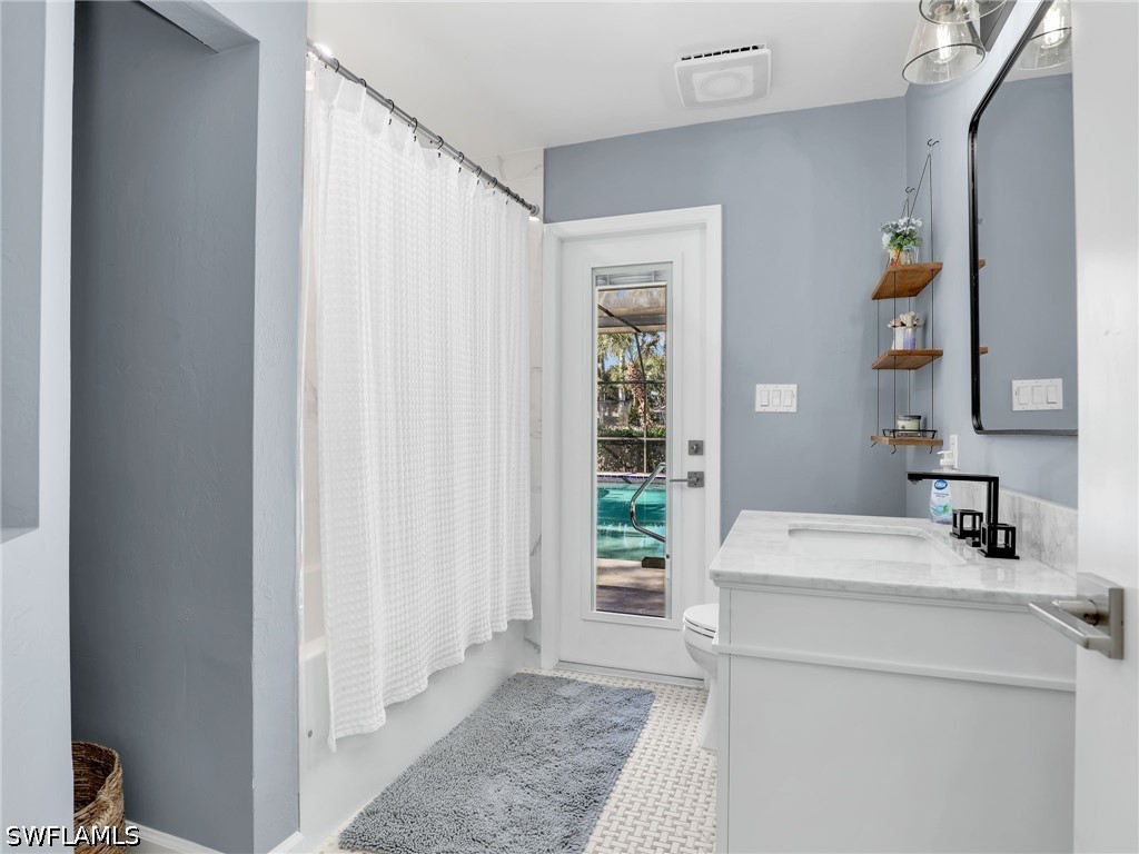 2474 Outrigger Lane Naples FL 34104 226015847 image27