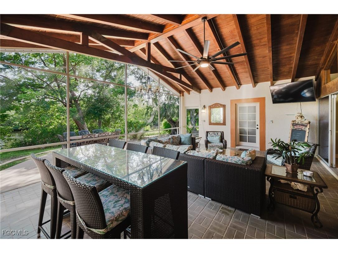 2475 Bridge Road North Fort Myers FL 33917 2025005396 image15