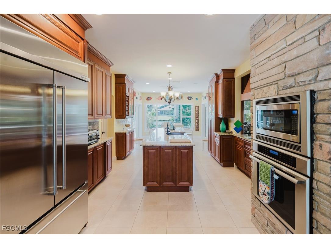 2475 Bridge Road North Fort Myers FL 33917 2025005396 image16