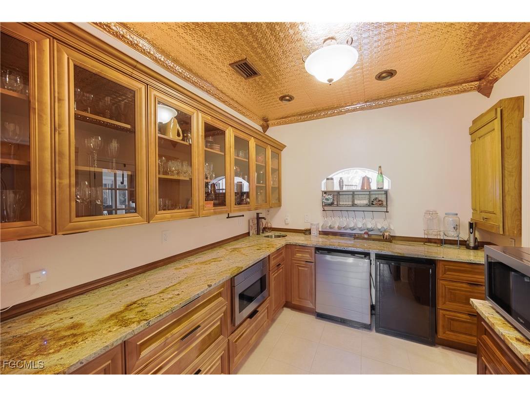 2475 Bridge Road North Fort Myers FL 33917 2025005396 image24