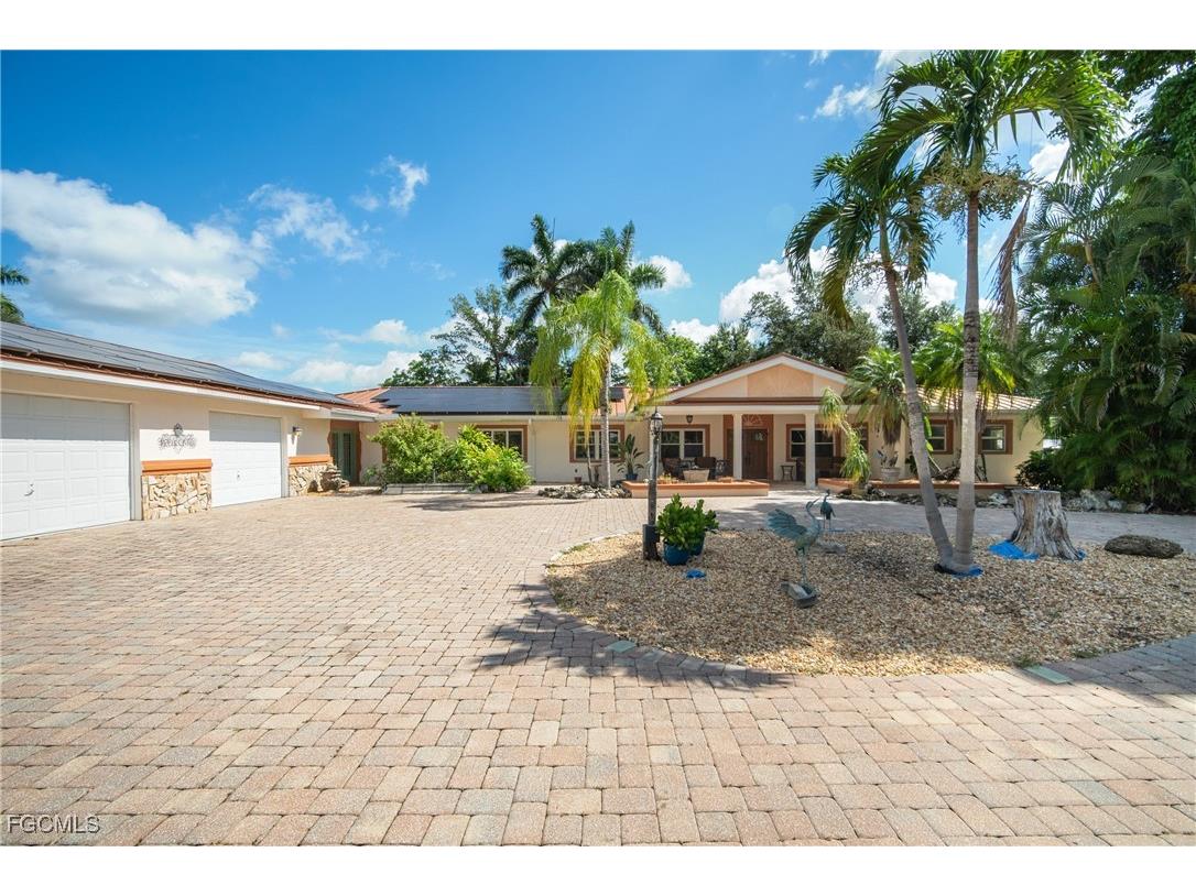 2475 Bridge Road North Fort Myers FL 33917 2025005396 image3