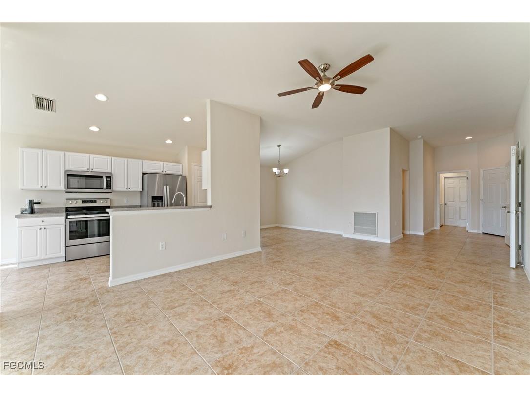 2476 Belleville Court Cape Coral FL 33991 2025005415 image11