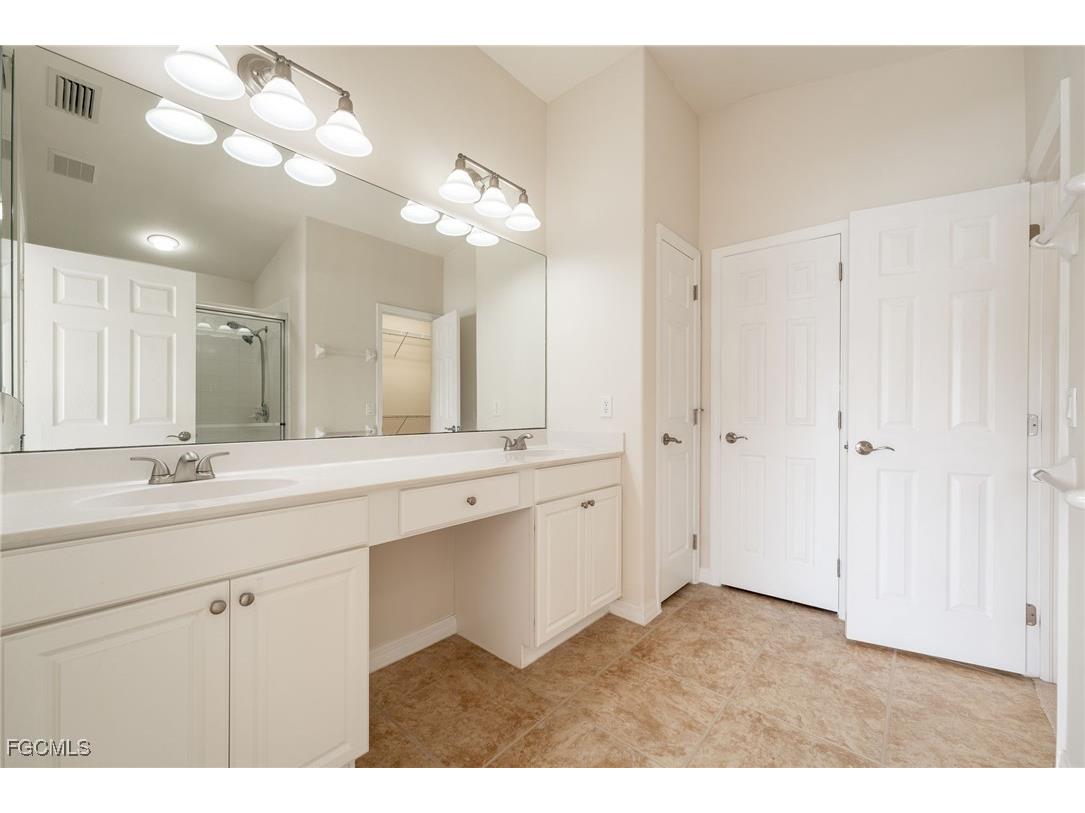 2476 Belleville Court Cape Coral FL 33991 2025005415 image20