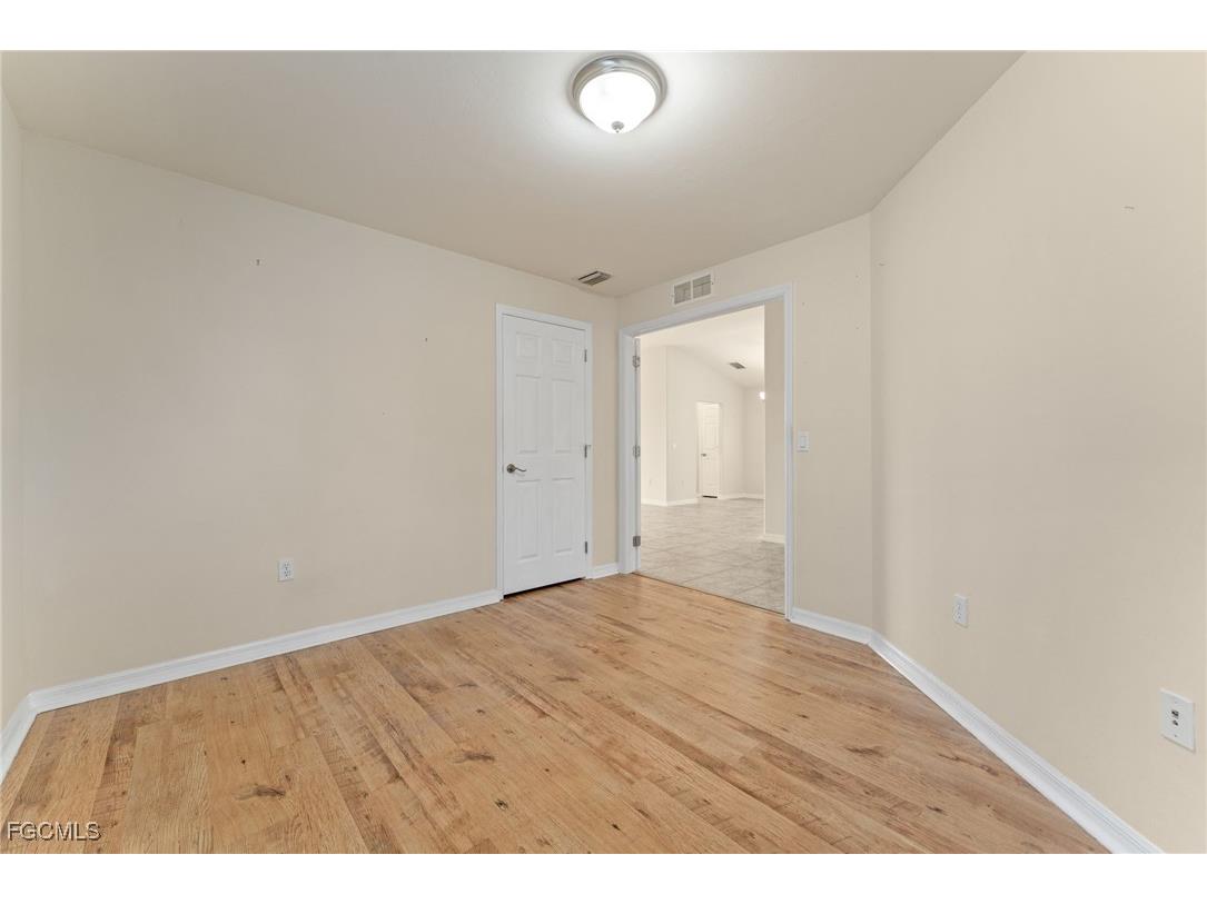 2476 Belleville Court Cape Coral FL 33991 2025005415 image24