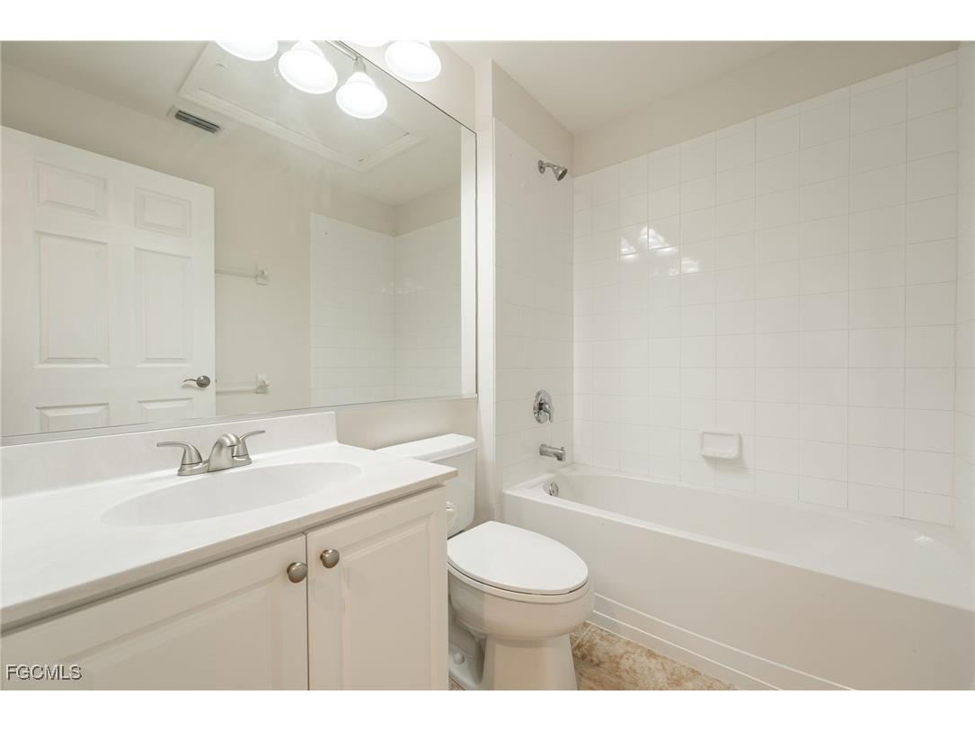 2476 Belleville Court Cape Coral FL 33991 2025005415 image25