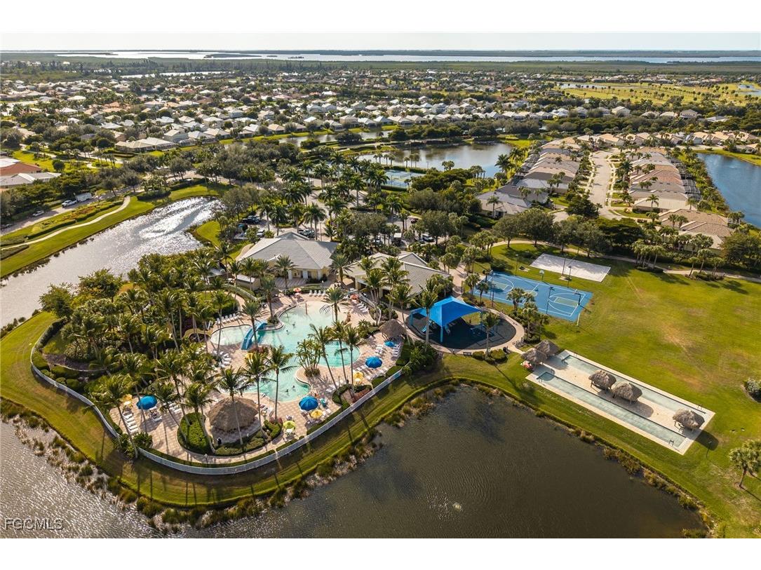 2476 Belleville Court Cape Coral FL 33991 2025005415 image40