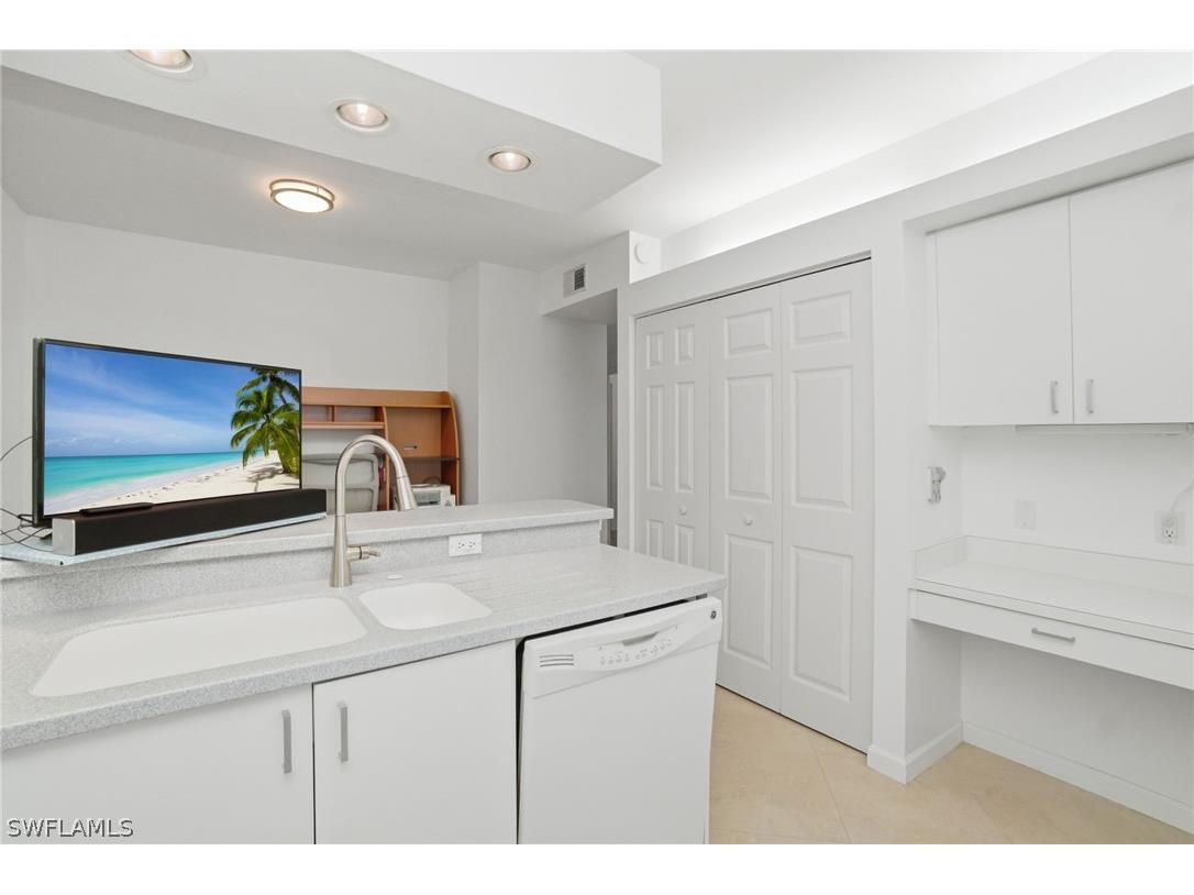 2476 Orchid Bay Drive #103 Naples FL 34109 226006553 image15