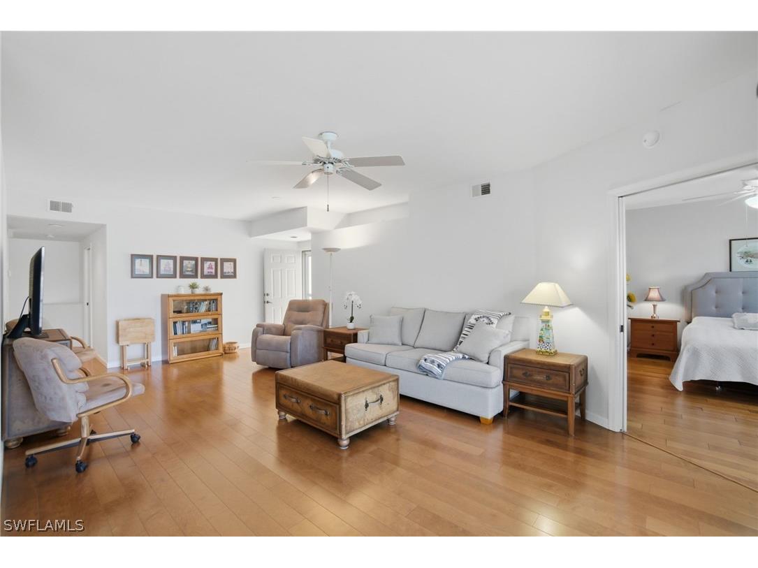 2476 Orchid Bay Drive #103 Naples FL 34109 226006553 image8
