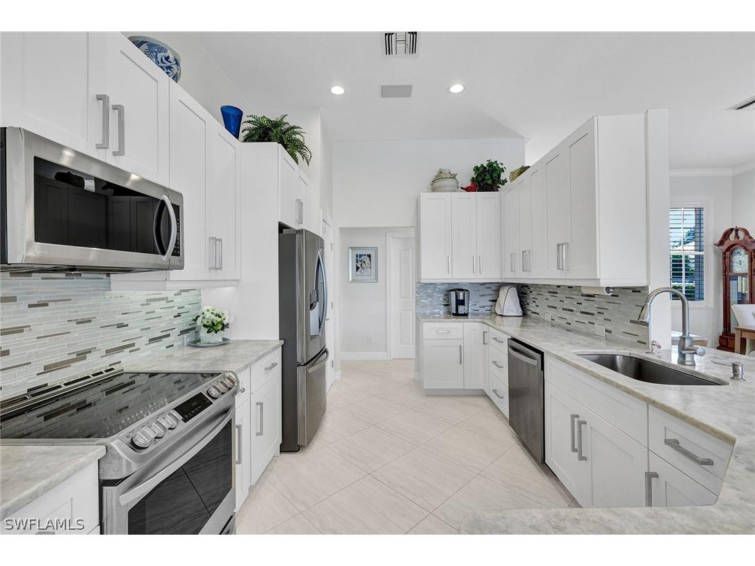 24792 Hollybrier Lane Bonita Springs FL 34134 226006472 image11