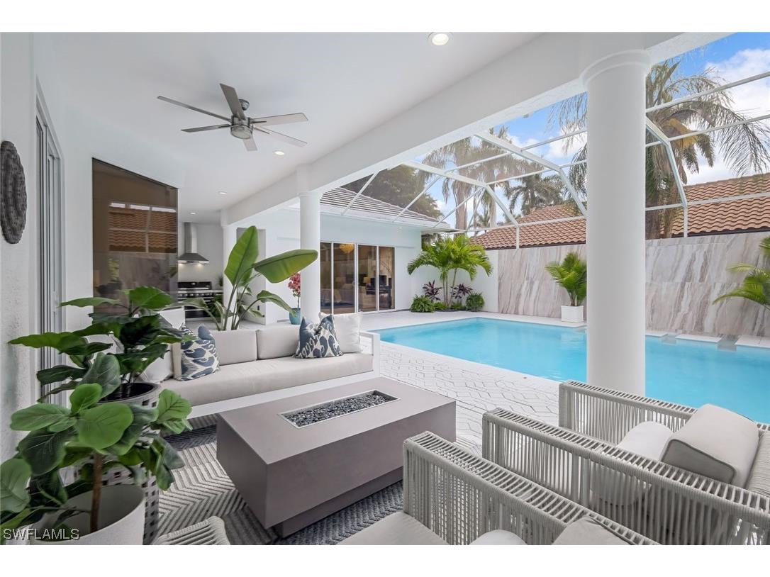 248 Cheshire Way Naples FL 34110 223047054 image1