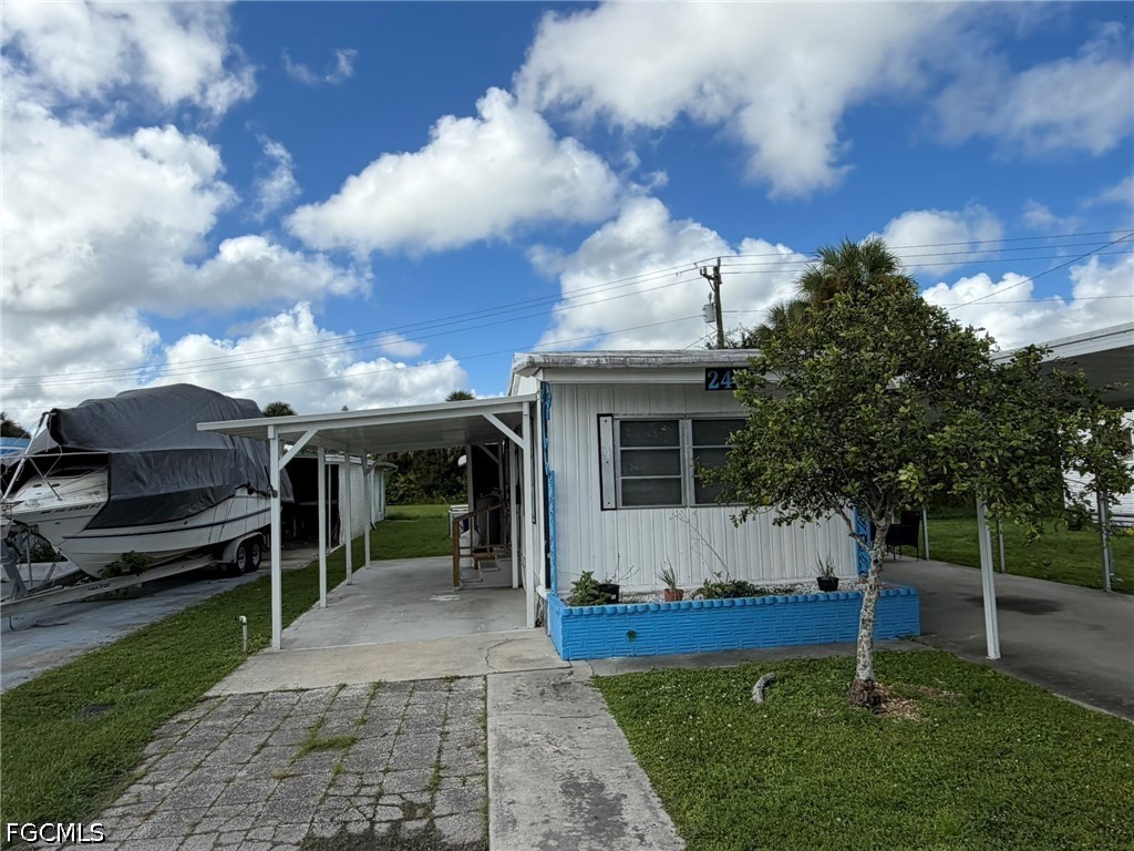 248 Flame Lane North Fort Myers FL 33917 2026023391 image1