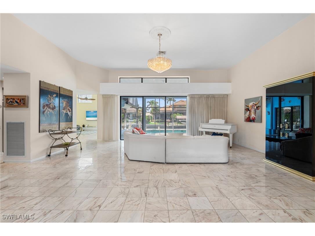 248 Seminole Court Marco Island FL 34145 225017533 image10