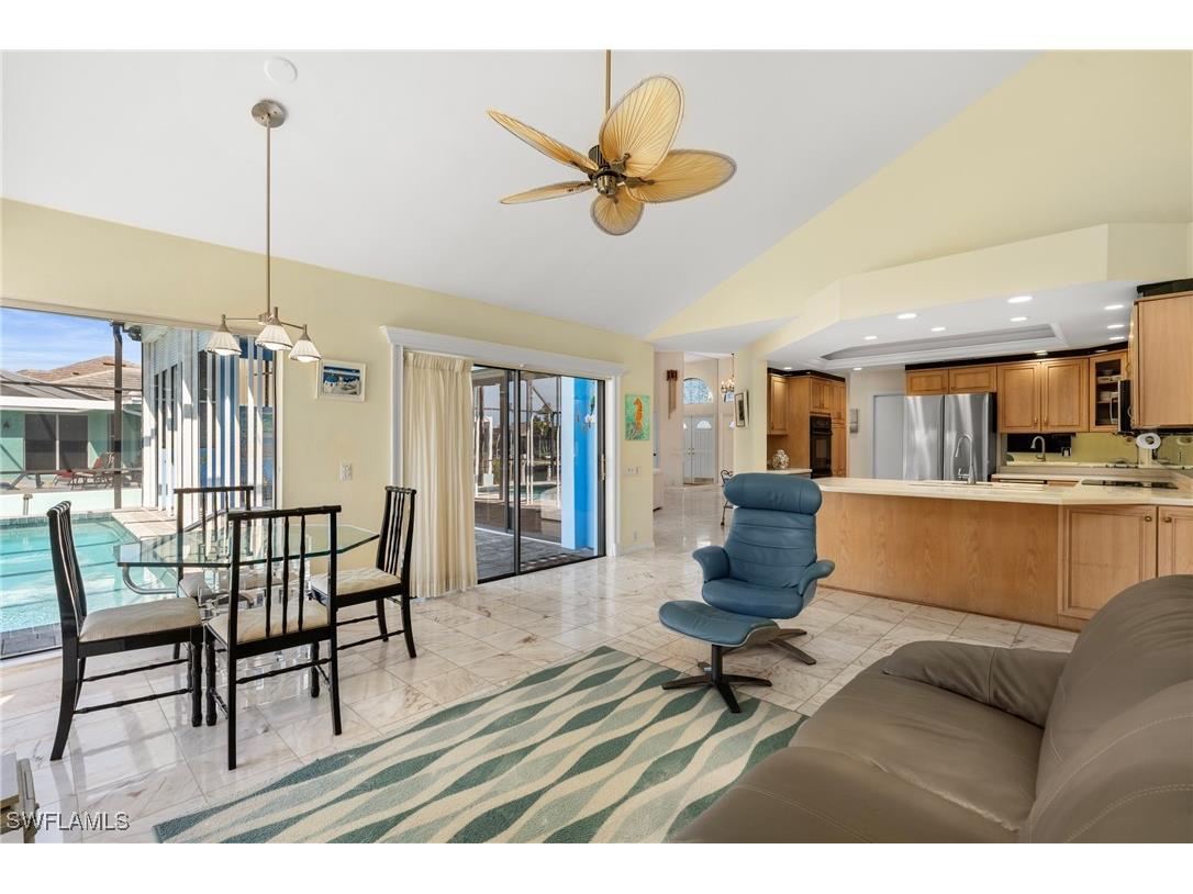 248 Seminole Court Marco Island FL 34145 225017533 image17