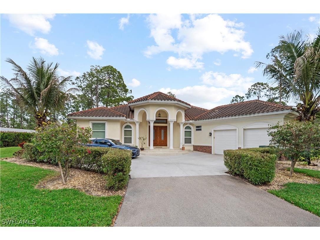 2480 16th Street NE Naples FL 34120 226009765 image1