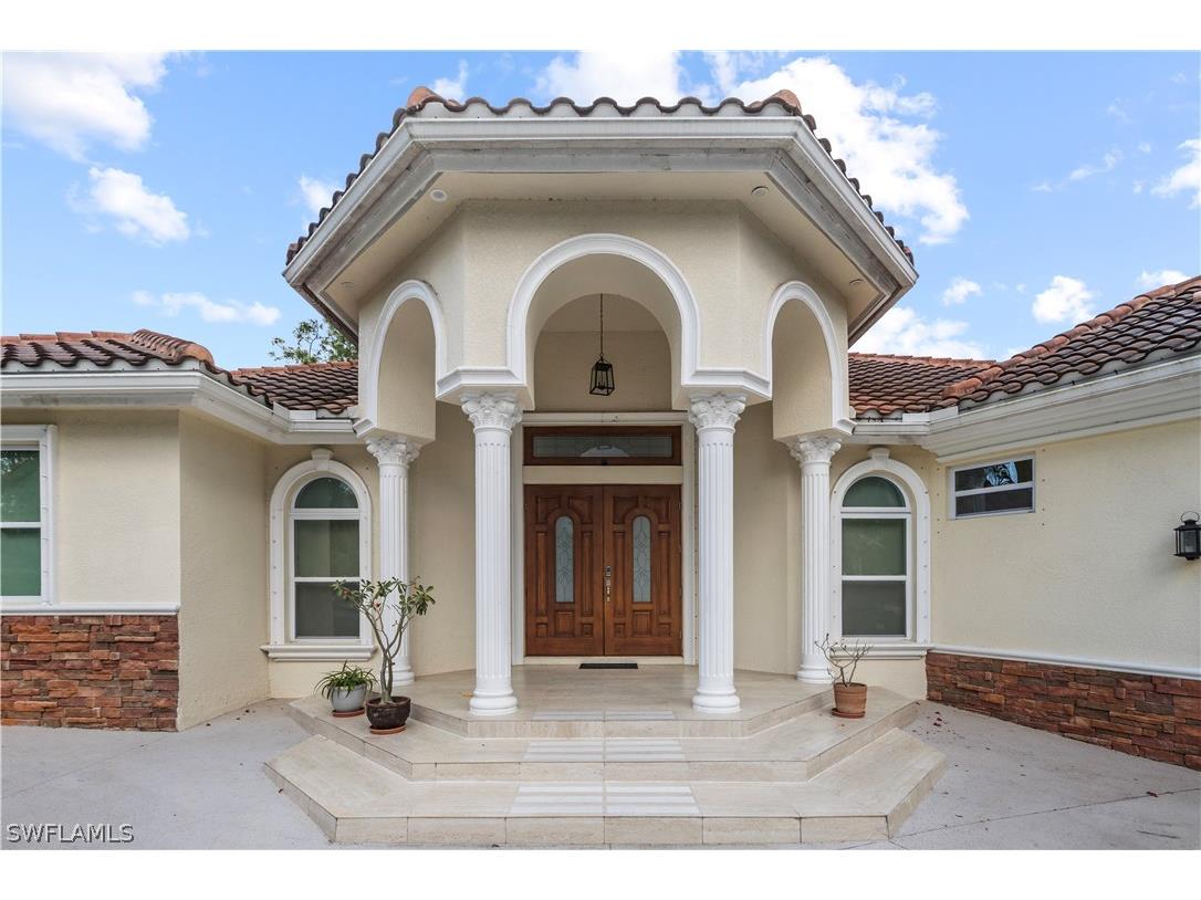 2480 16th Street NE Naples FL 34120 226009765 image2