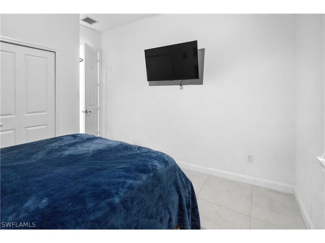 2480 16th Street NE Naples FL 34120 226009765 image25