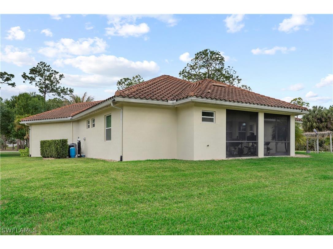 2480 16th Street NE Naples FL 34120 226009765 image36