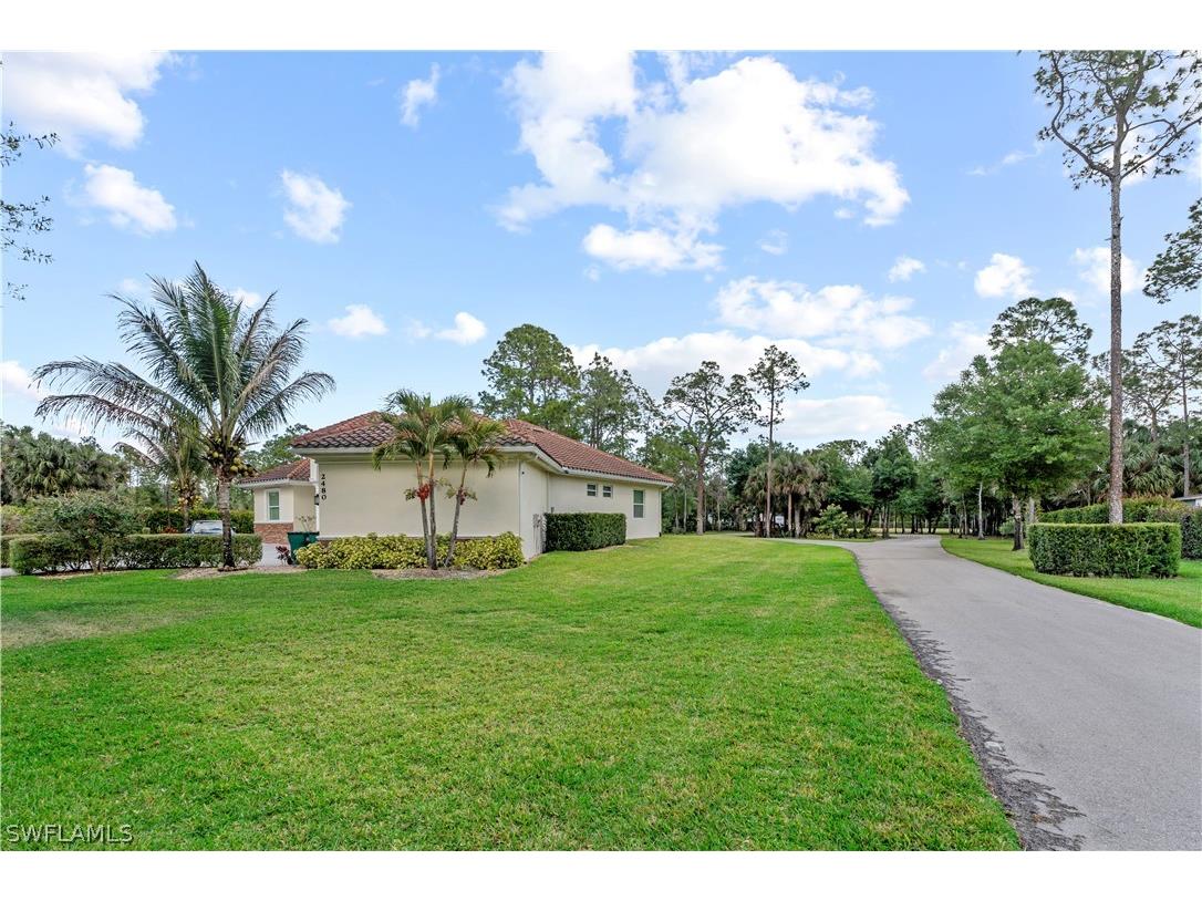2480 16th Street NE Naples FL 34120 226009765 image42