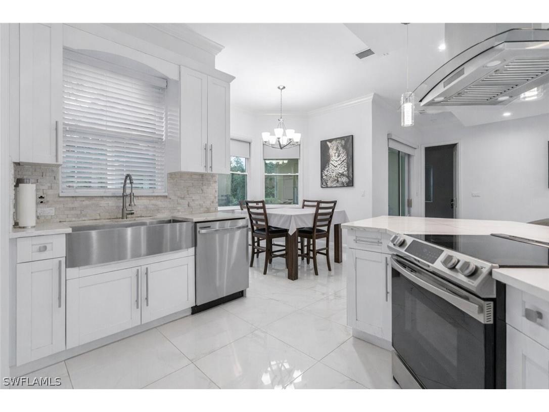 2480 16th Street NE Naples FL 34120 226009765 image7