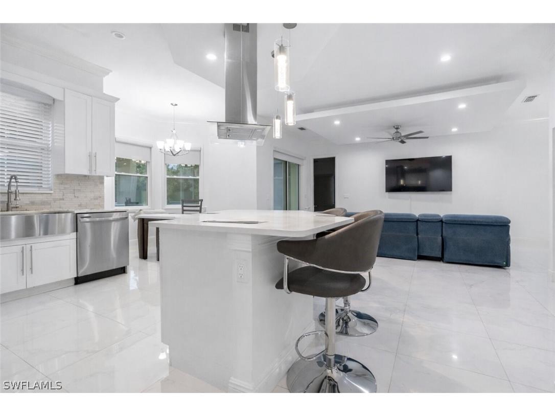 2480 16th Street NE Naples FL 34120 226009765 image8