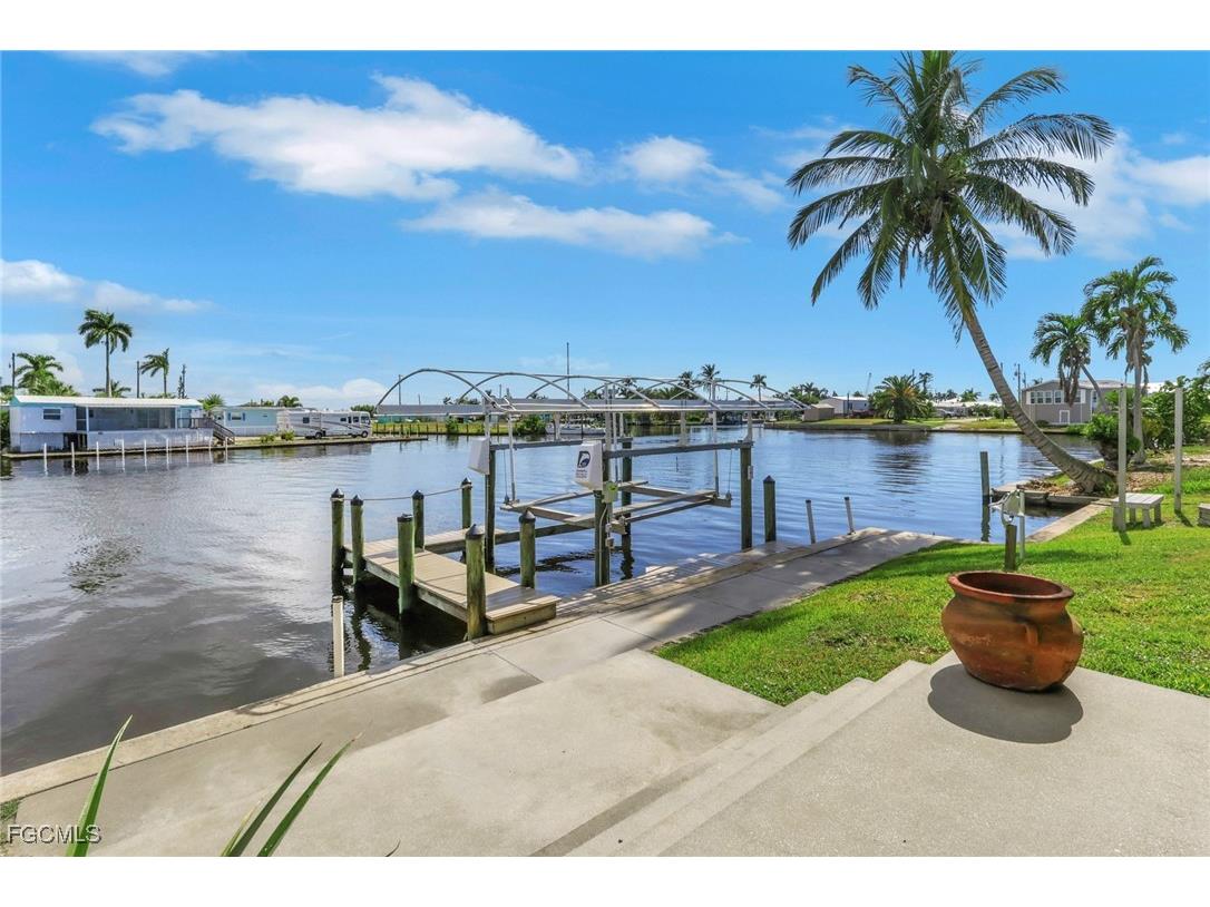 2480 Bayshore Drive Matlacha FL 33993 2025016738 image23