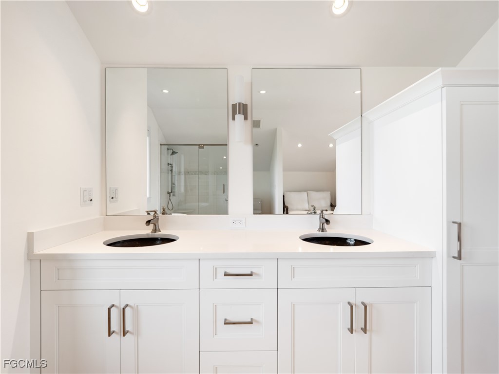 2480 Library Way Sanibel FL 33957 2025019853 image32