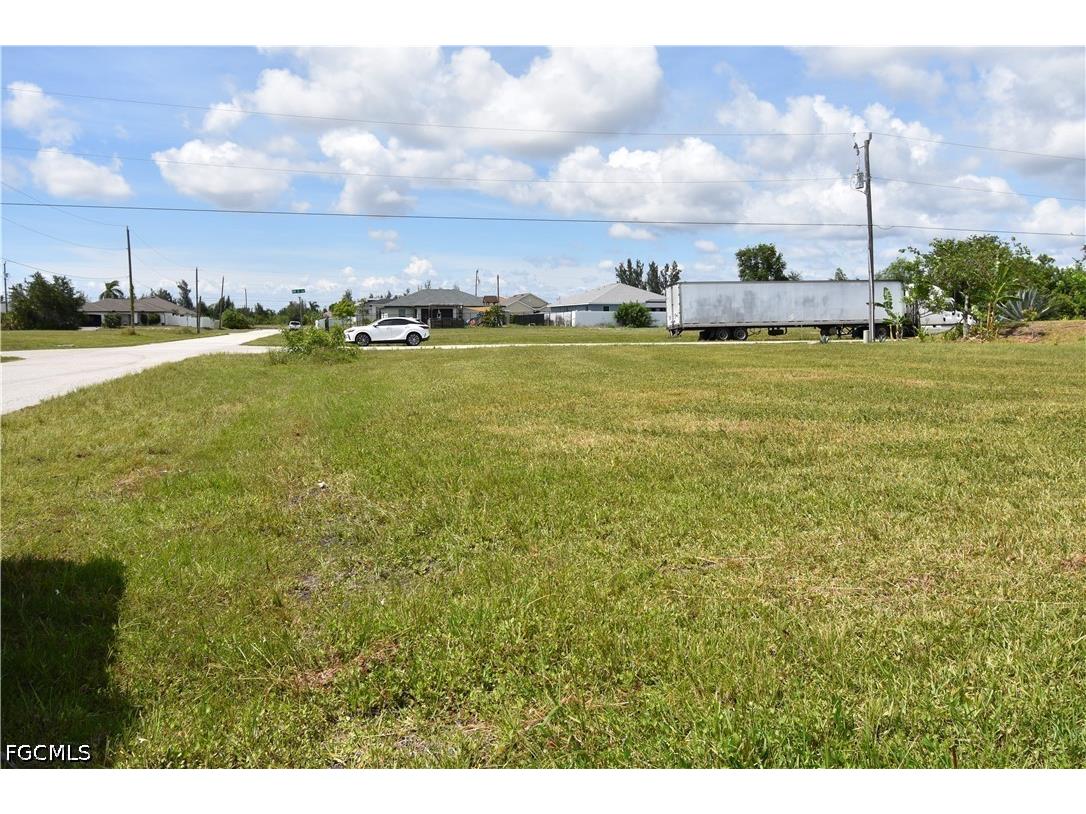 2480 NW 8th Terrace Cape Coral FL 33993 2026026423 image10