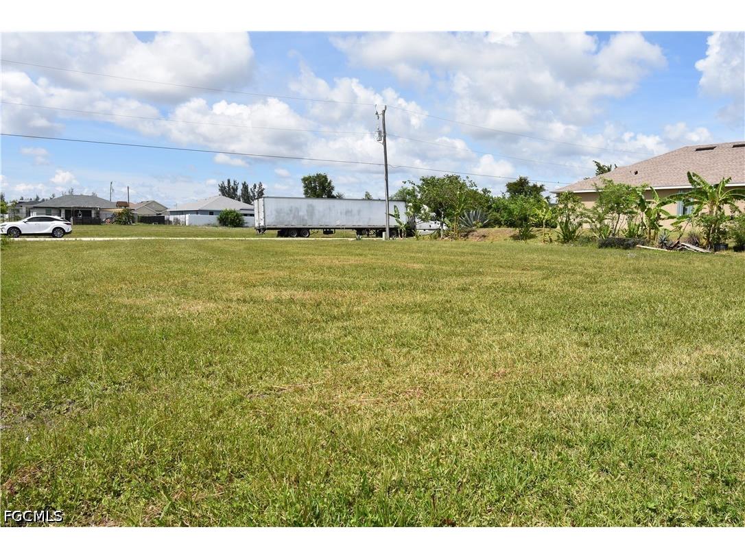 2480 NW 8th Terrace Cape Coral FL 33993 2026026423 image11
