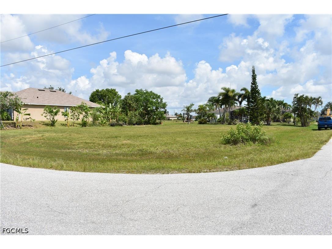 2480 NW 8th Terrace Cape Coral FL 33993 2026026423 image19