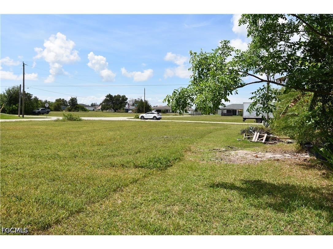 2480 NW 8th Terrace Cape Coral FL 33993 2026026423 image9