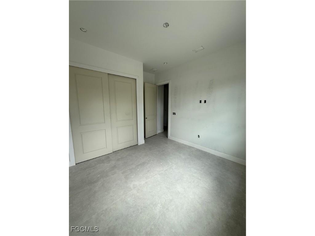 2481 24th Avenue NE Naples FL 34120 2025008074 image19