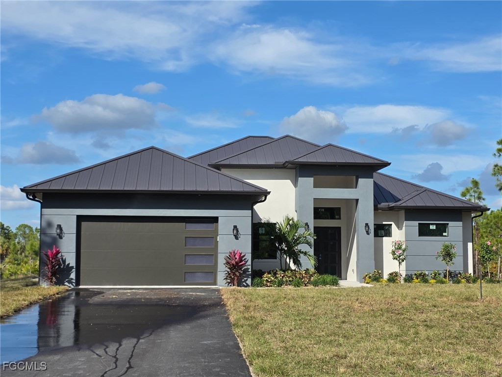 2481 24th Avenue NE Naples FL 34120 2025008074 image2