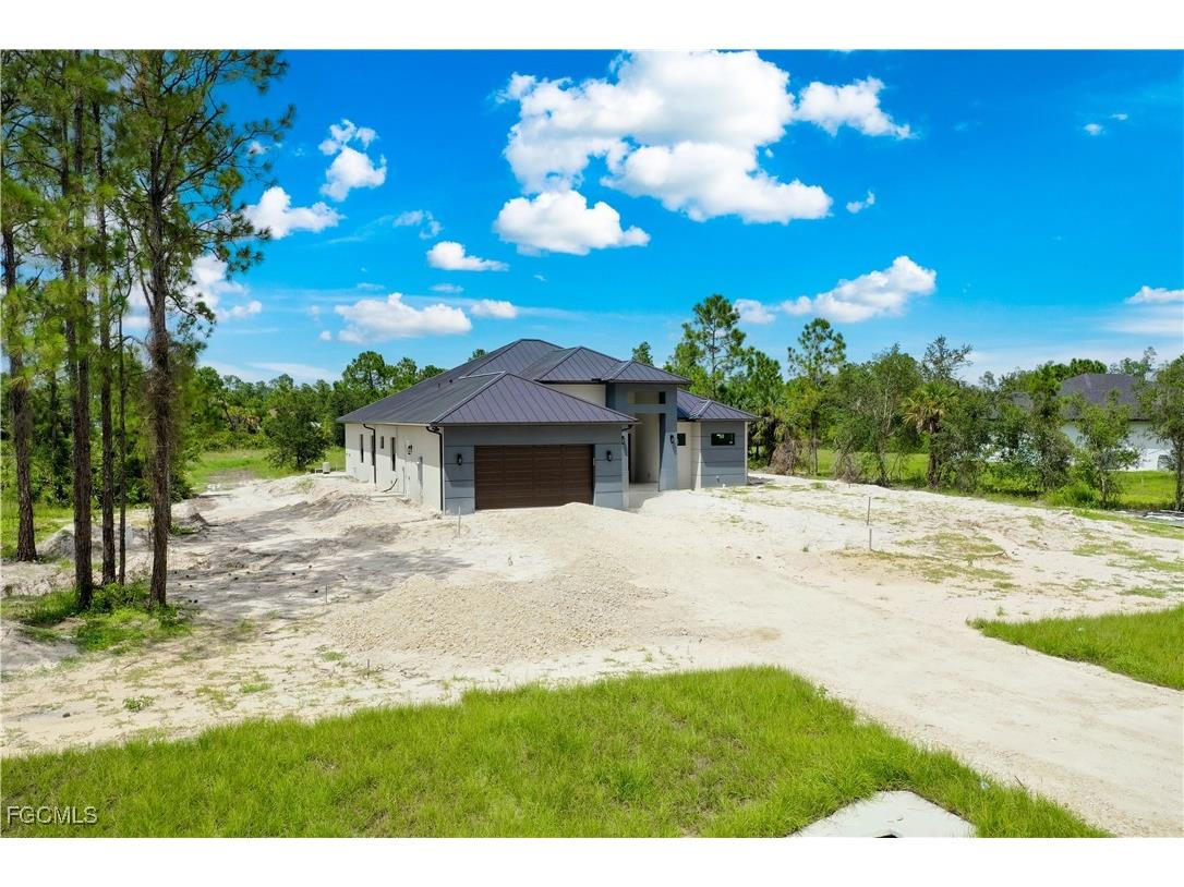 2481 24th Avenue NE Naples FL 34120 2025008074 image36