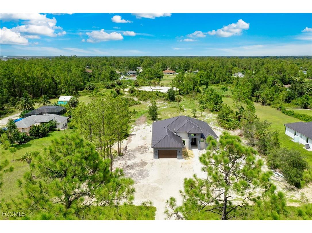 2481 24th Avenue NE Naples FL 34120 2025008074 image44