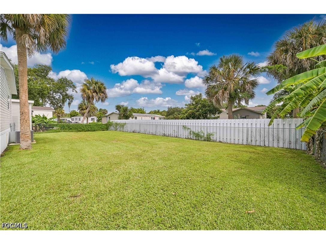 2481 Austin Smith Court North Fort Myers FL 33917 2026030281 image8