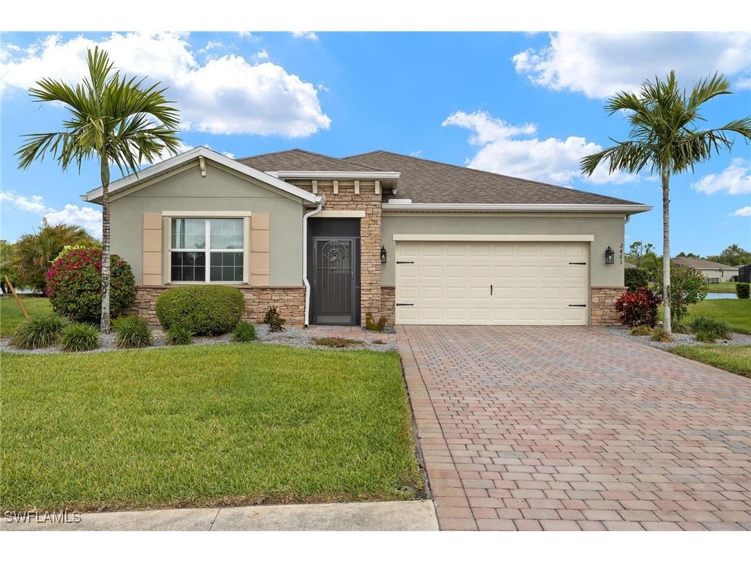 2483 Cagunas Court Cape Coral FL 33909 225045894 image1
