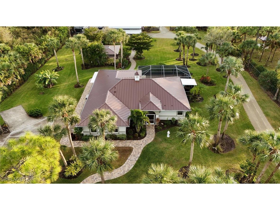 2484 10th Avenue NE Naples FL 34120 225067317 image1