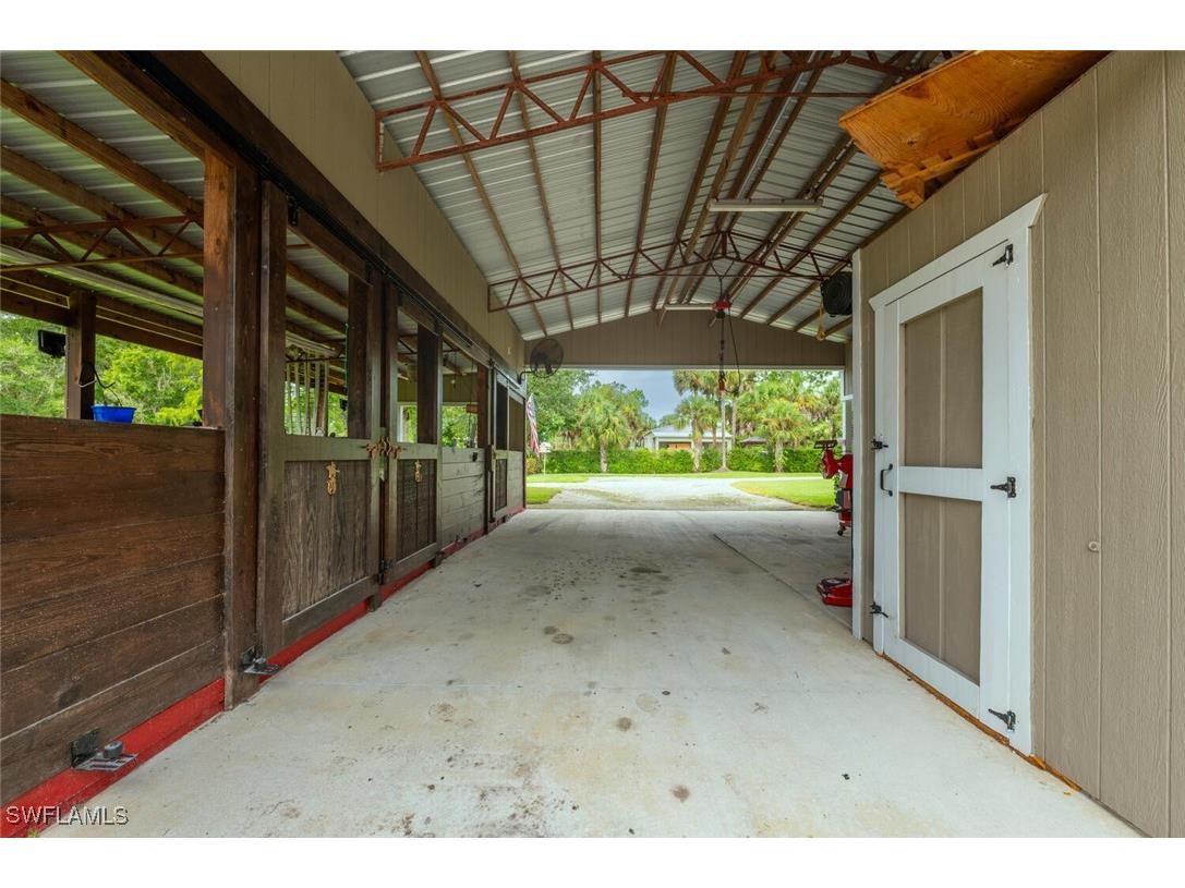 2484 10th Avenue NE Naples FL 34120 225067317 image20