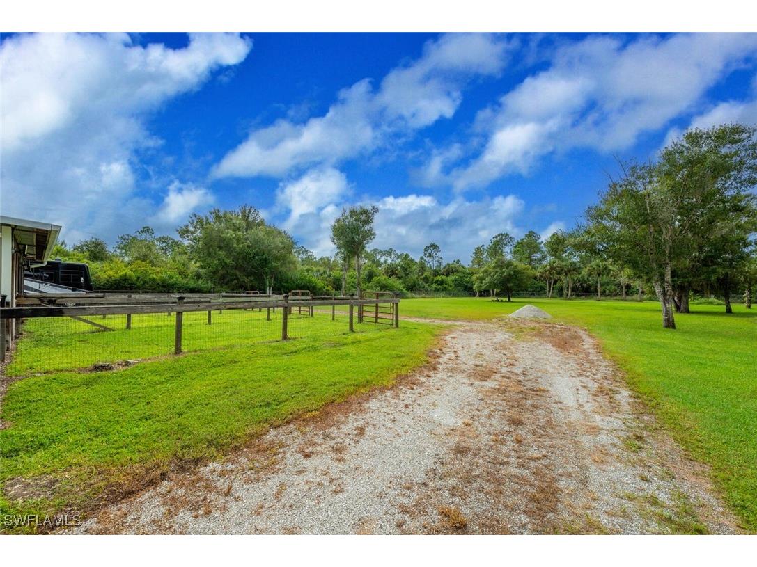 2484 10th Avenue NE Naples FL 34120 225067317 image22