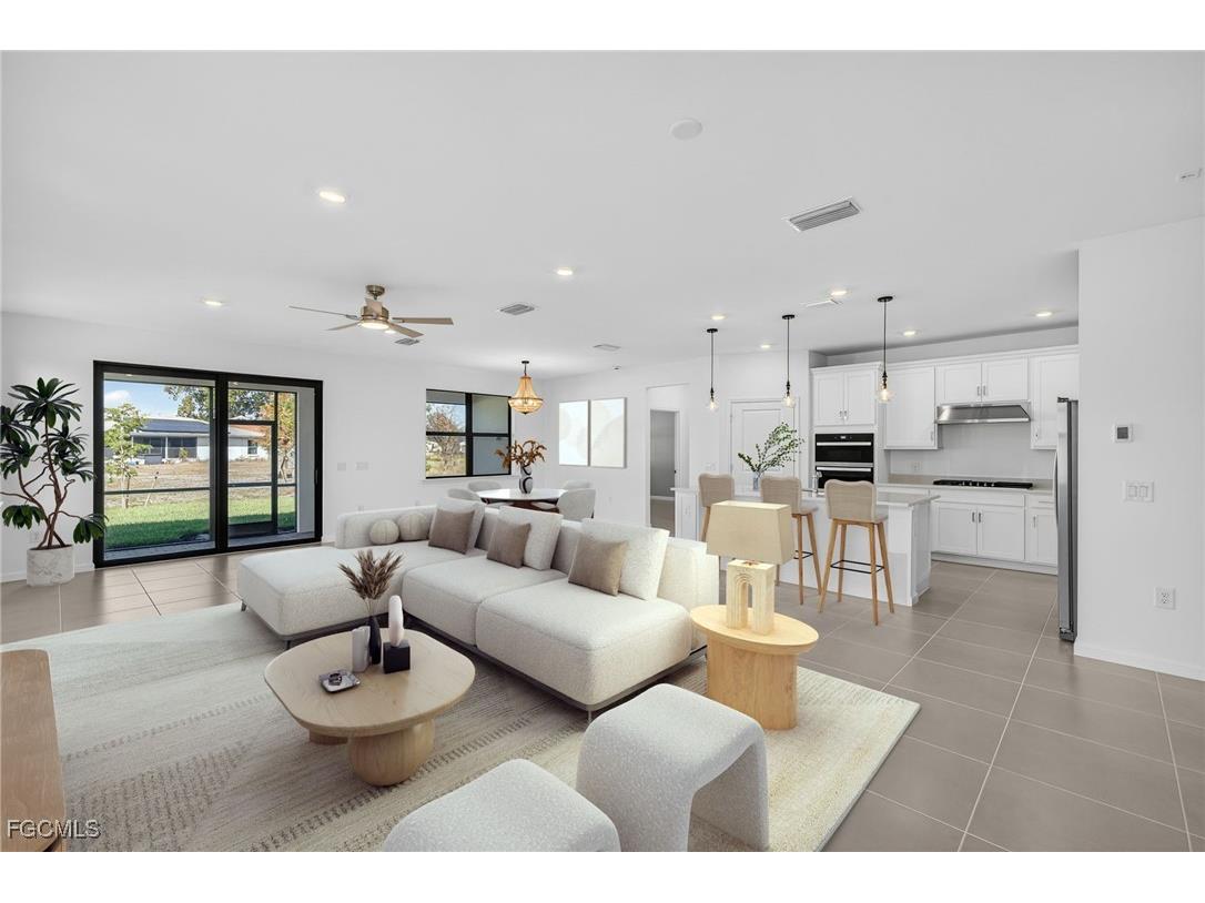 24844 Surf Haven Lane Bonita Springs FL 34135 2025023646 image2