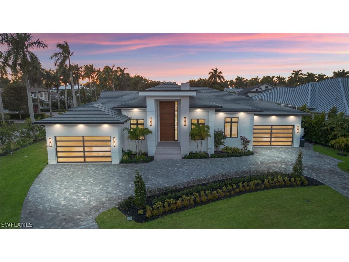 2485 Crayton Road Naples FL 34103 226006500 image1