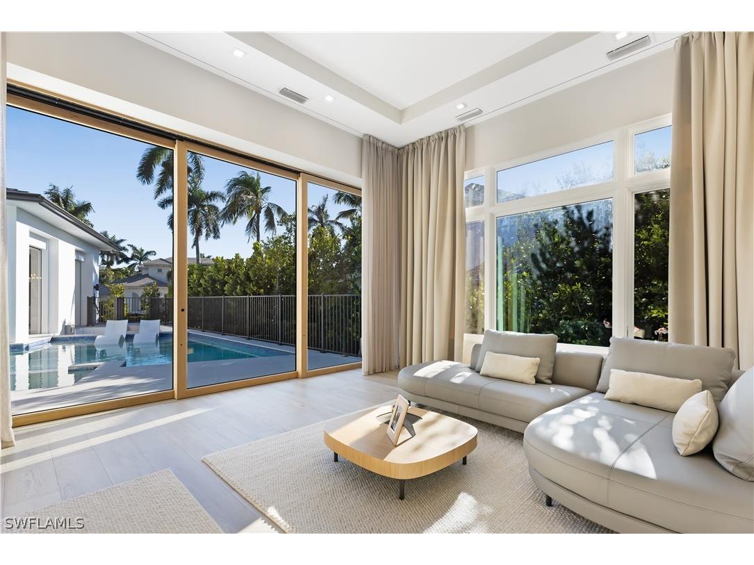 2485 Crayton Road Naples FL 34103 226006500 image12