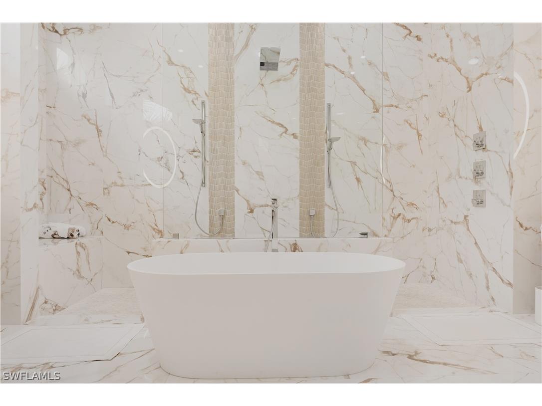 2485 Crayton Road Naples FL 34103 226006500 image14