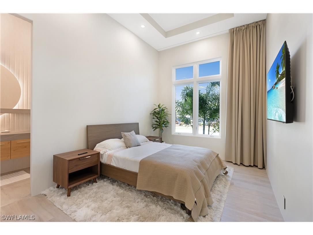 2485 Crayton Road Naples FL 34103 226006500 image19