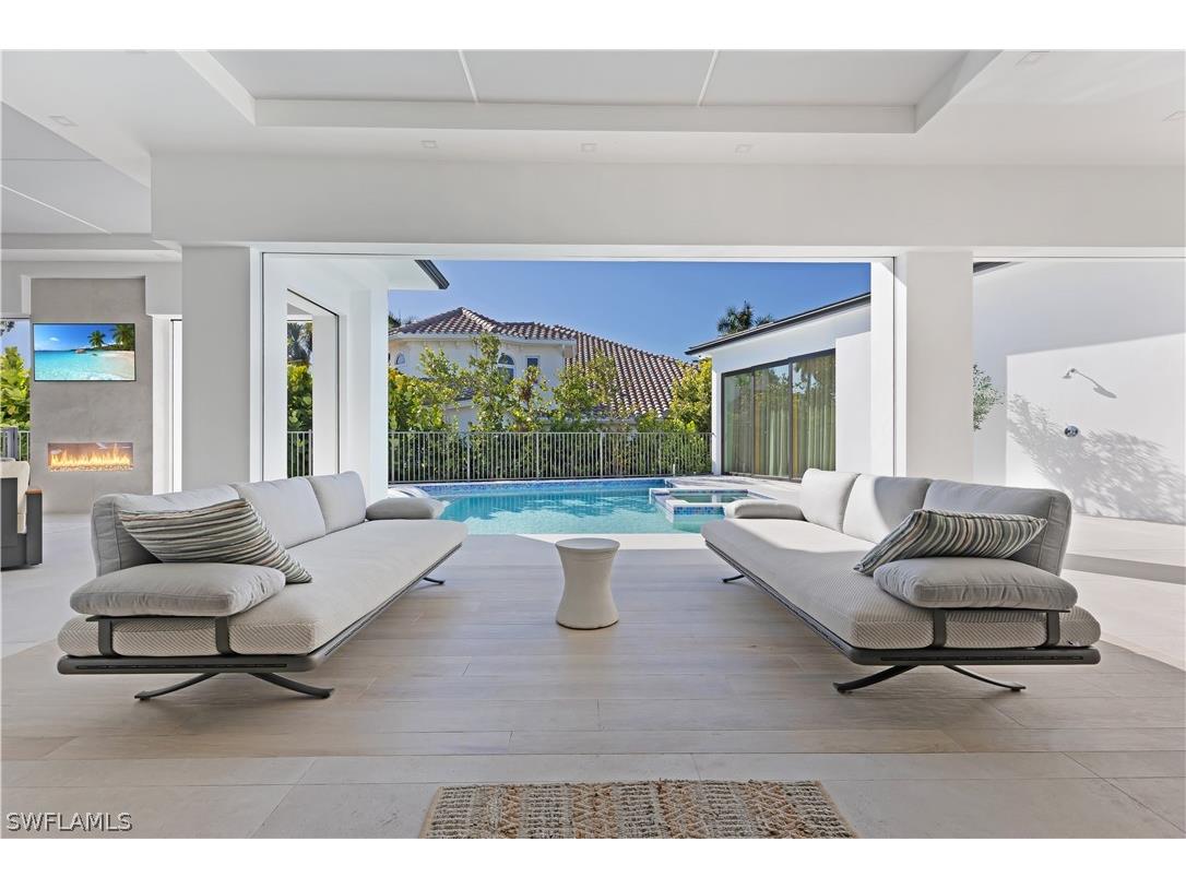 2485 Crayton Road Naples FL 34103 226006500 image30